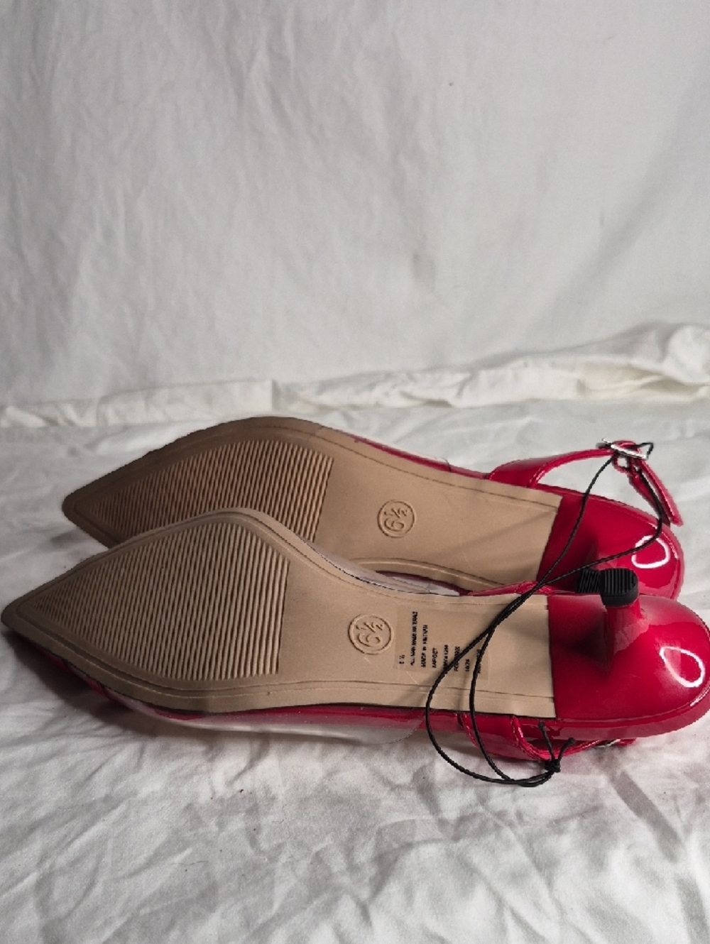a new day Red Patent Heart Pointed Slingback Flats - Picture 5 of 5